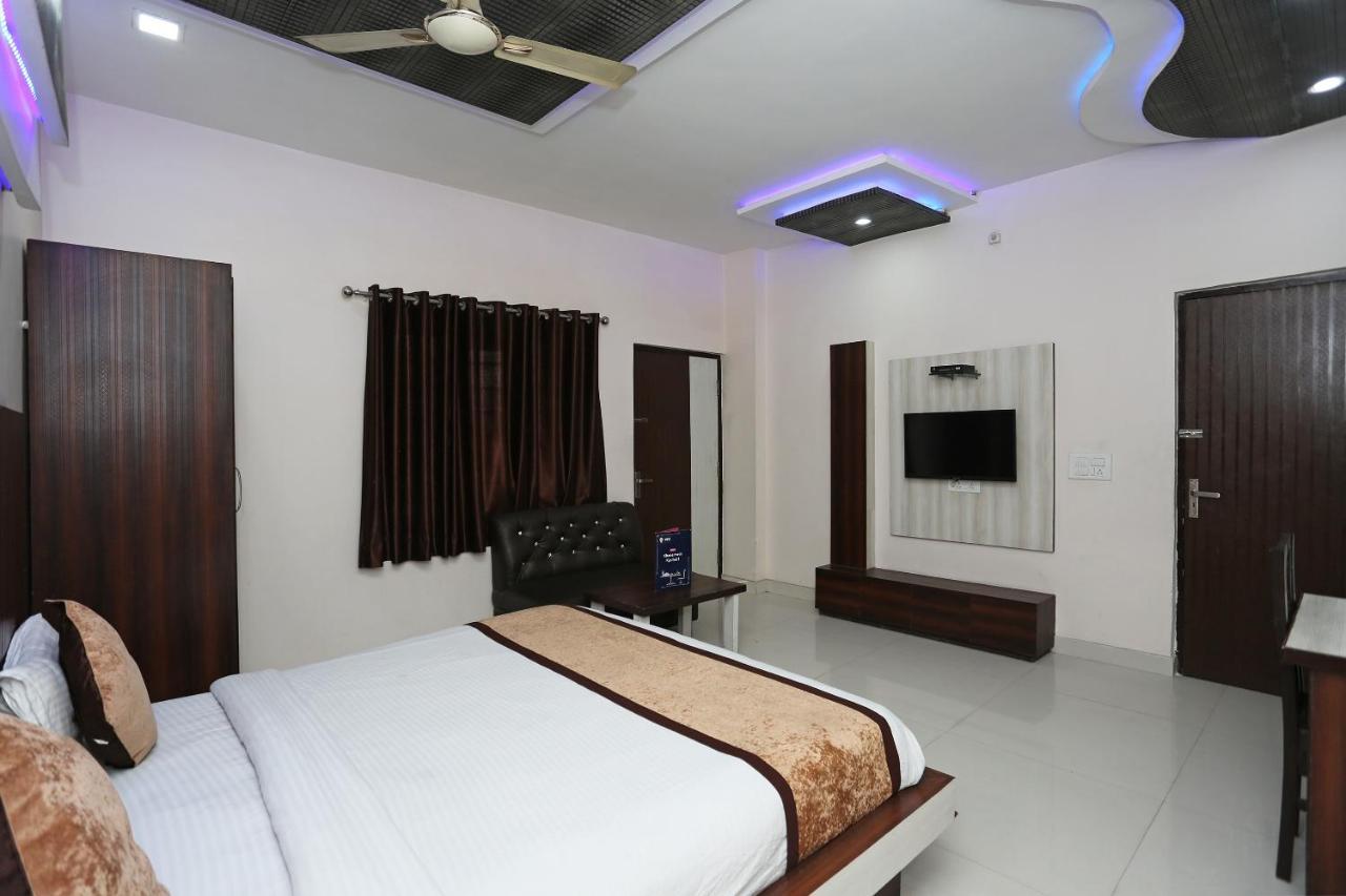 OYO 3202 Hotel Gayatri Residency Agra  Dış mekan fotoğraf