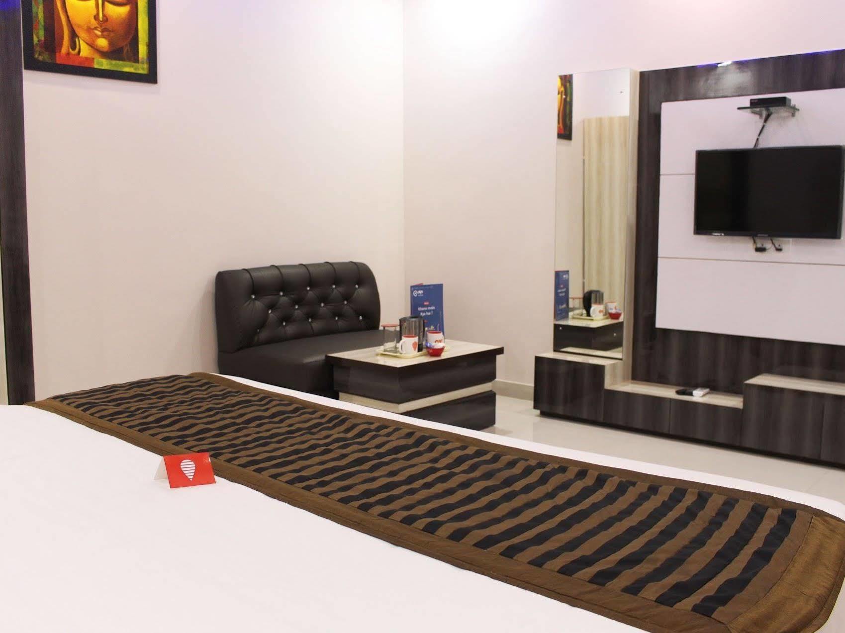 OYO 3202 Hotel Gayatri Residency Agra  Dış mekan fotoğraf